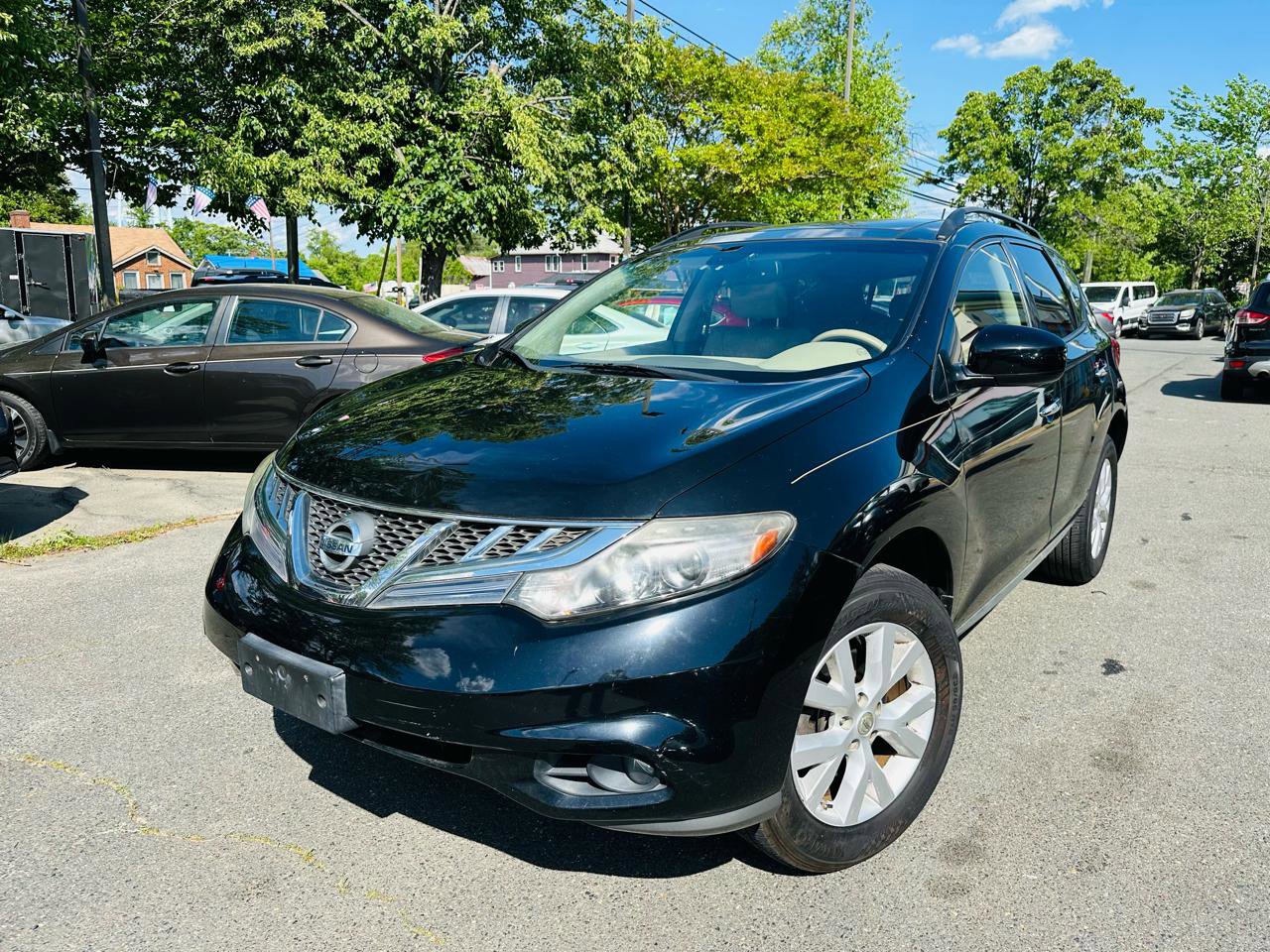 Used 2014 Nissan Murano SL w/ Navigation Package AWD/4WD image 2