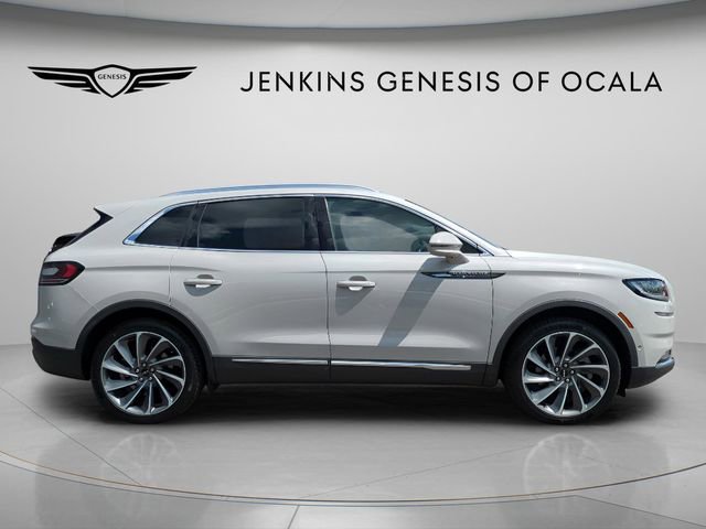 Used 2023 Lincoln Nautilus Reserve w/ Equipment Group 202A AWD/4WD image 2
