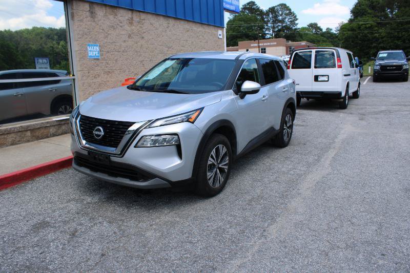 Used 2022 Nissan Rogue SV FWD image 3