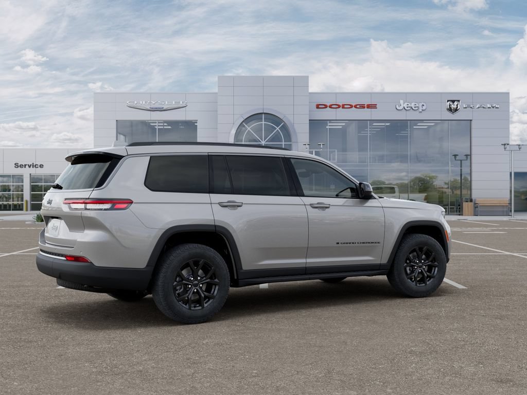 New 2026 Jeep Grand Cherokee L 4WD image 4