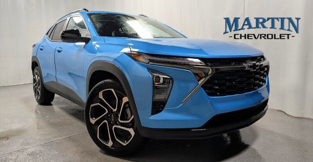 New 2026 Chevrolet Trax RS w/ Sunroof Package image 1