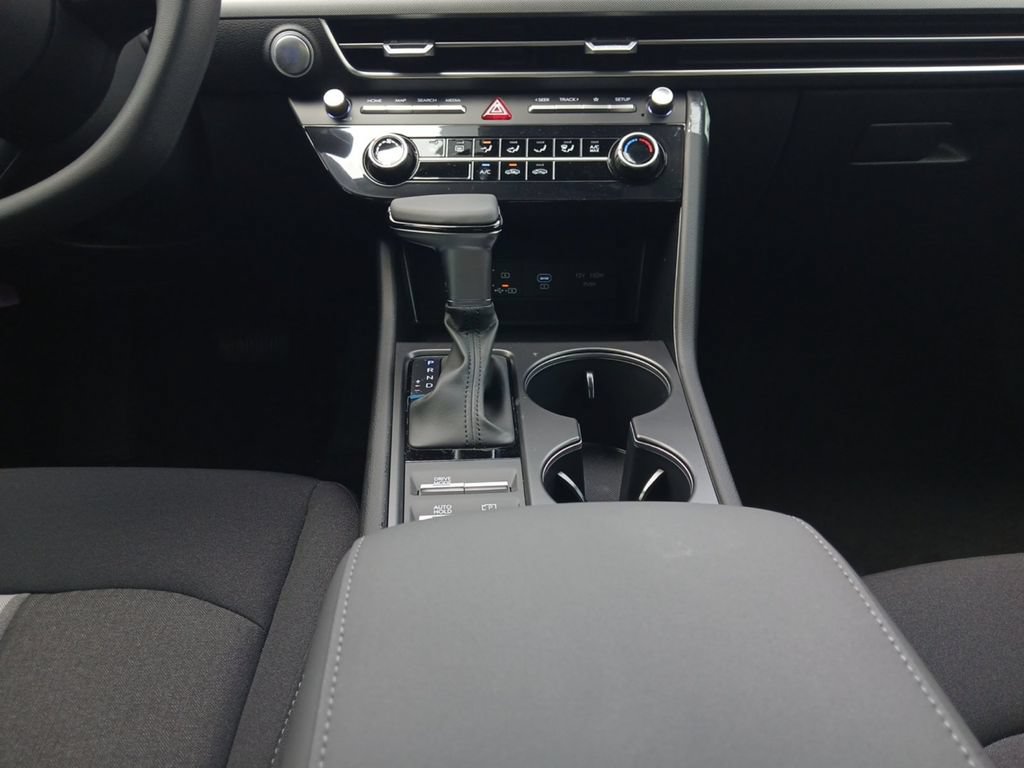 New 2026 Hyundai Sonata SE FWD image 11