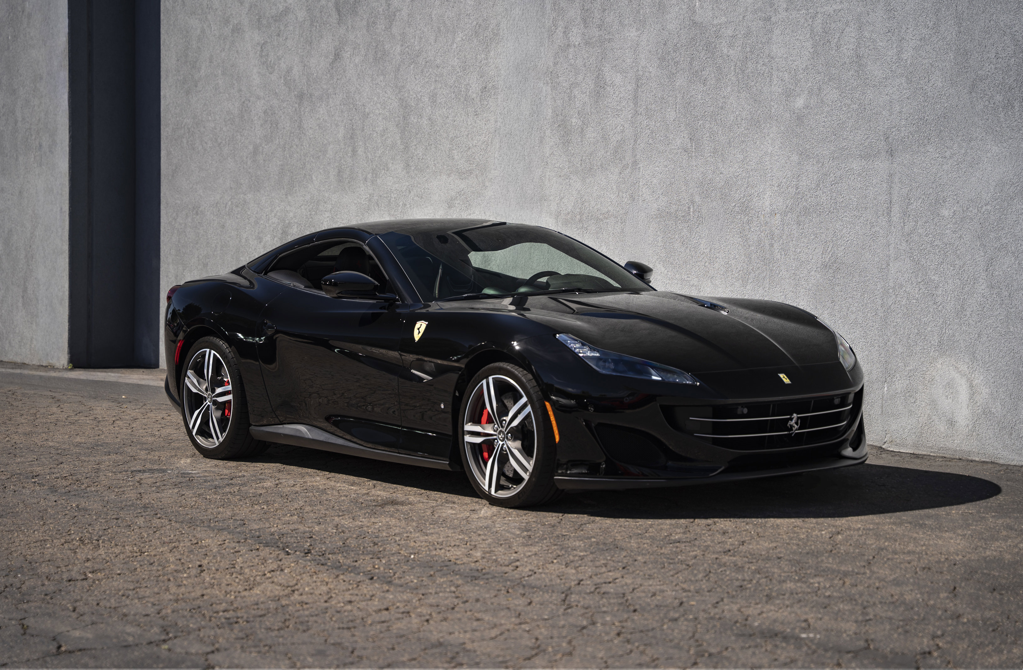 Certified 2019 Ferrari Portofino image 9
