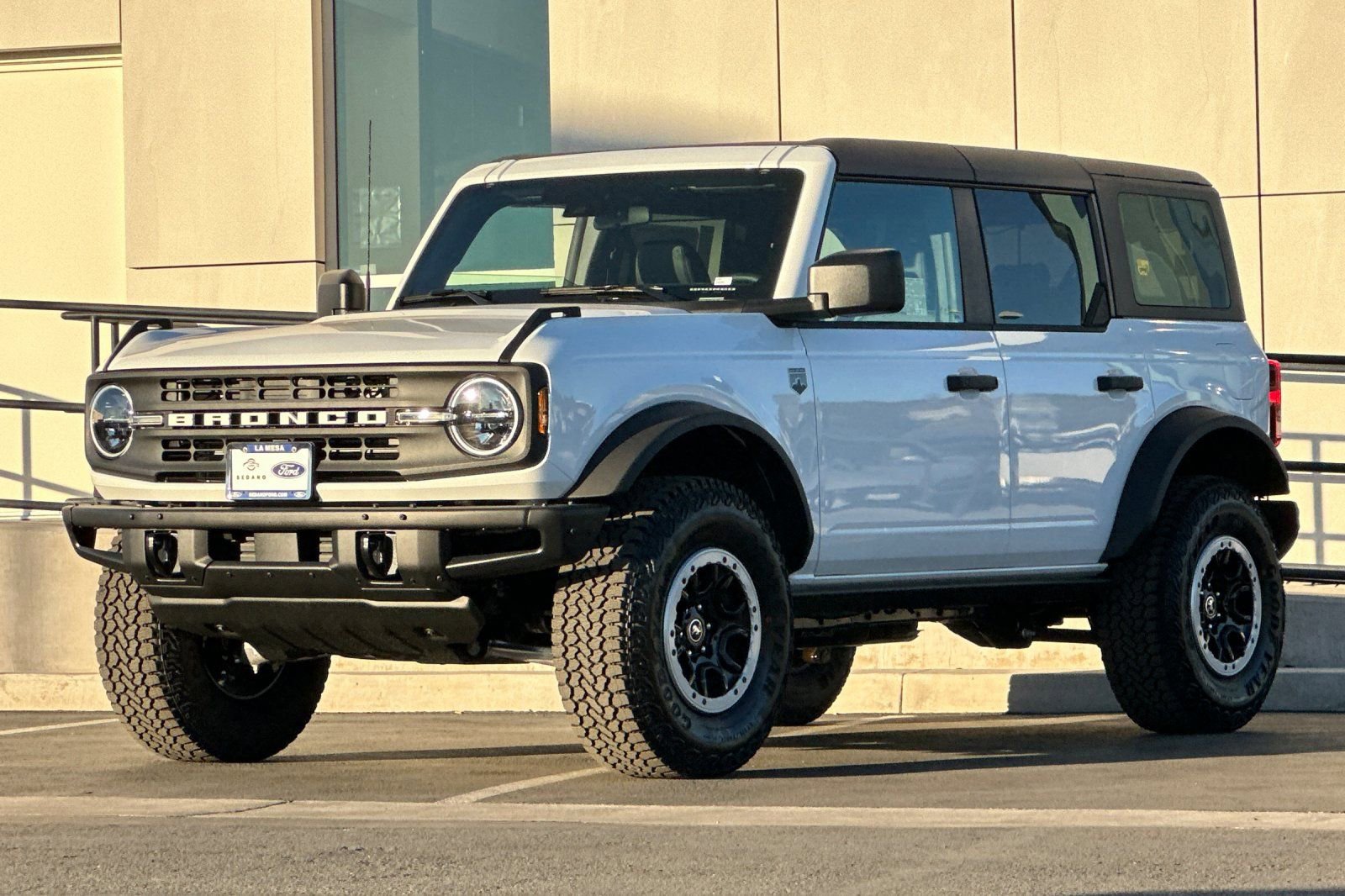 New 2025 Ford Bronco Big Bend w/ Black Diamond Package image 7