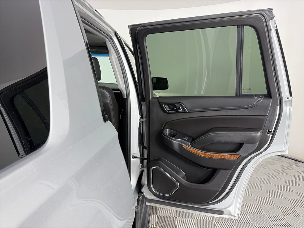 Used 2019 Chevrolet Tahoe Premier AWD/4WD image 28