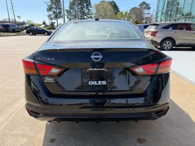 Used 2025 Nissan Altima 2.5 S image 4
