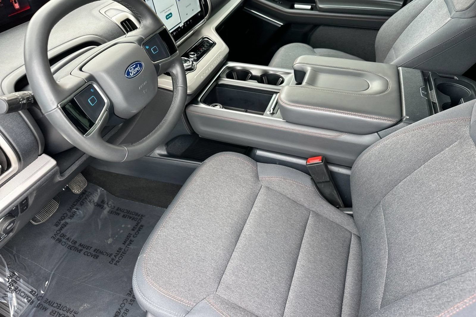 Used 2025 Ford Expedition Active AWD/4WD image 10