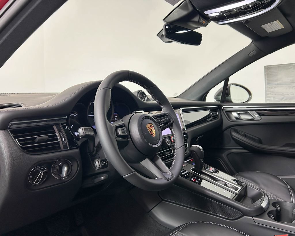 New 2026 Porsche Macan Turbo AWD/4WD image 4