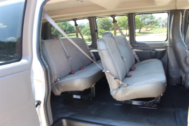 Used 2019 Chevrolet Express 2500 LS w/ Driver Convenience Package RWD image 14