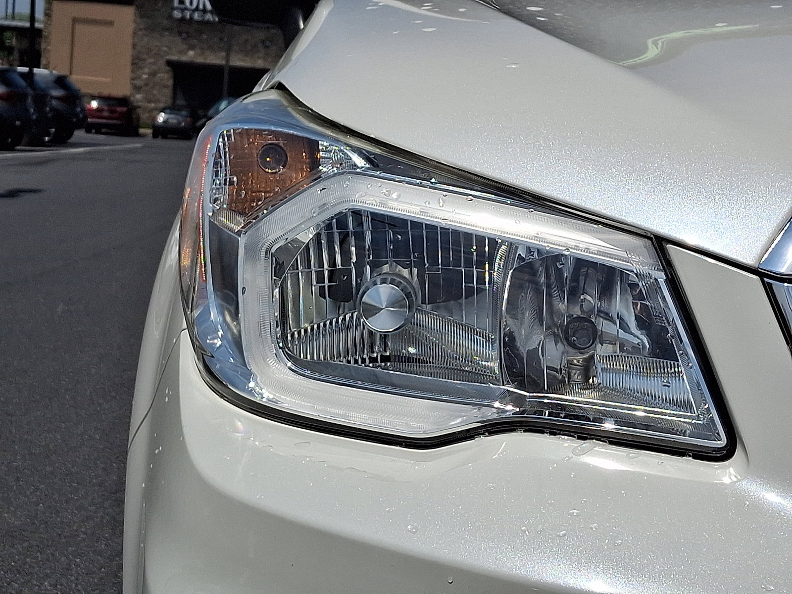 Used 2016 Subaru Forester 2.5i Touring w/ Eyesight & Navigation System AWD/4WD image 9