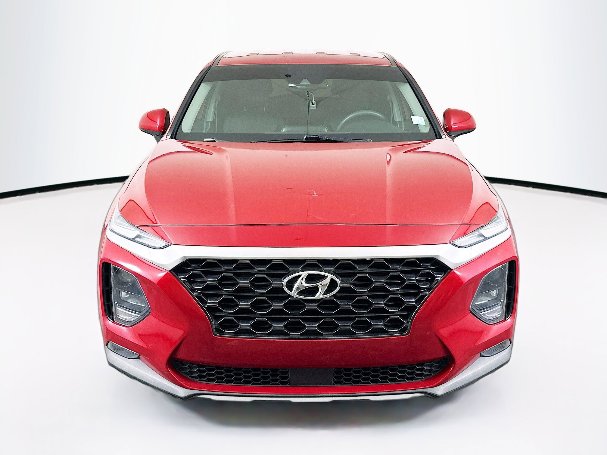 Used 2019 Hyundai Santa Fe SEL FWD image 2