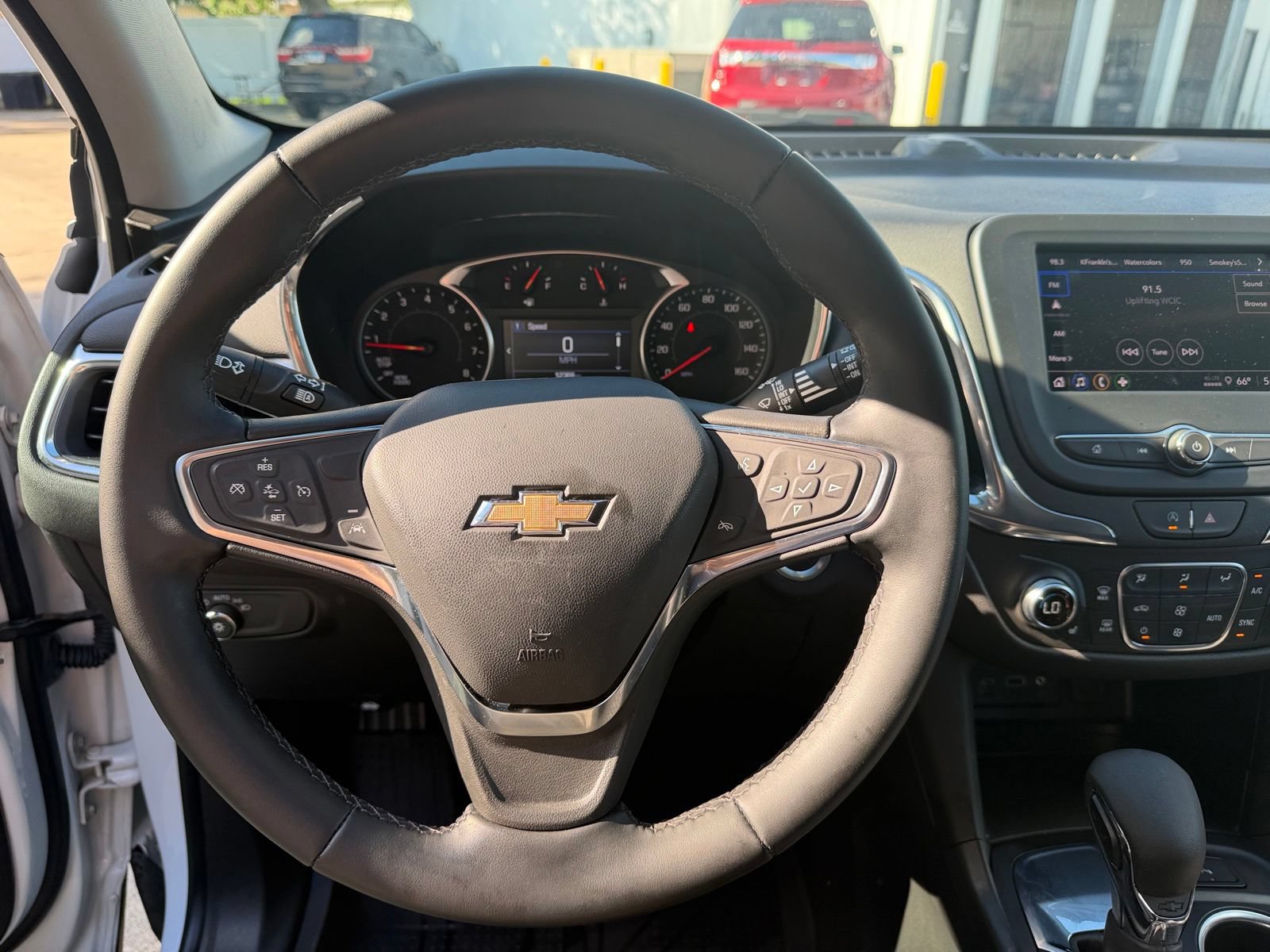 Used 2024 Chevrolet Equinox LT w/ LPO, Floor Liner Package FWD image 21