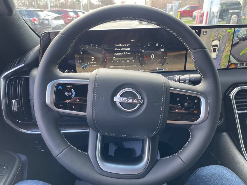 Used 2026 Nissan Armada Platinum Reserve AWD/4WD image 25