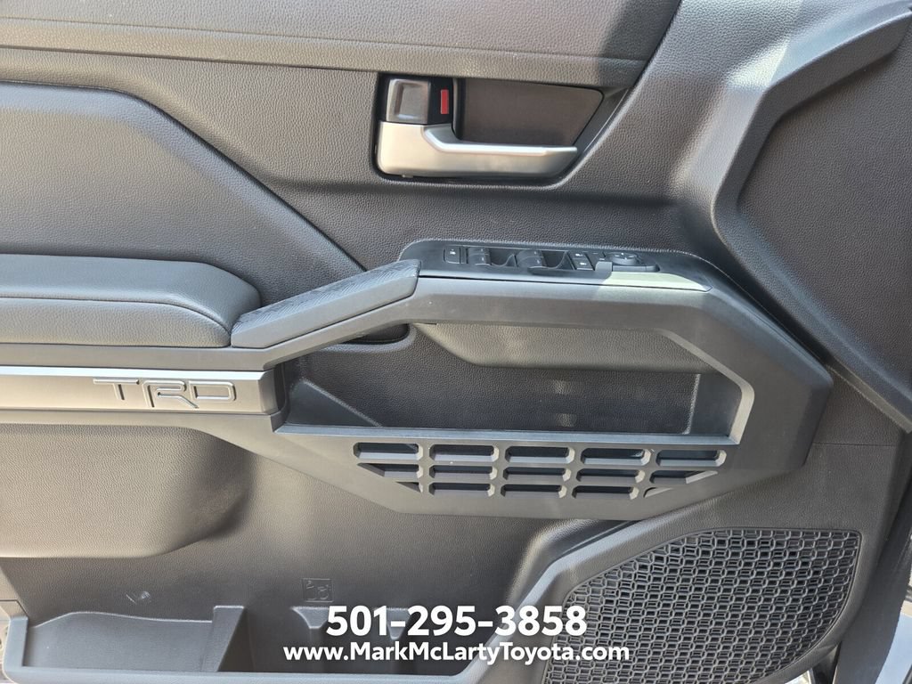 Used 2025 Toyota Tacoma TRD Off-Road AWD/4WD image 27