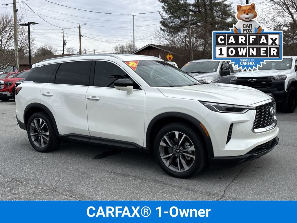 Used 2025 INFINITI QX60 Luxe image 2