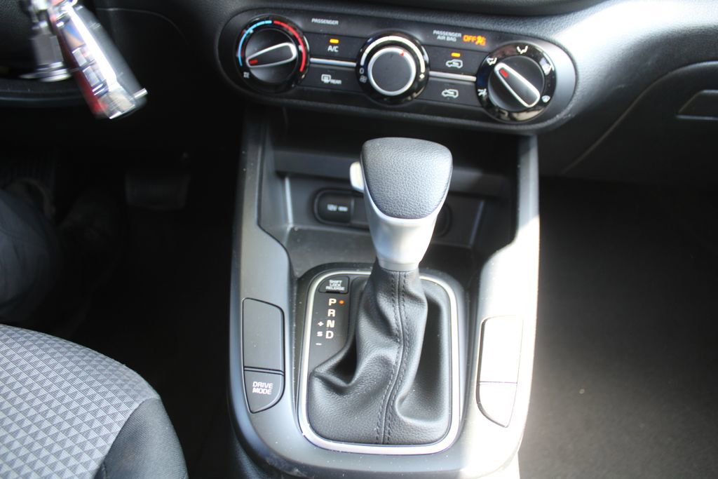 Certified 2025 Kia Soul LX w/ LX Technology Package image 31