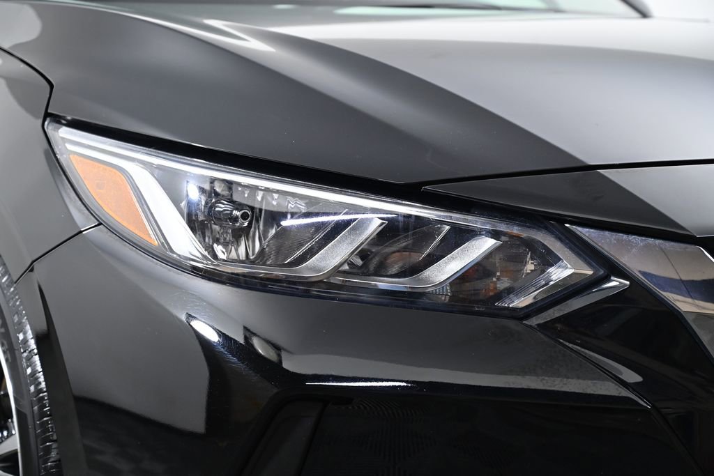 Certified 2023 Nissan Sentra SV FWD image 5