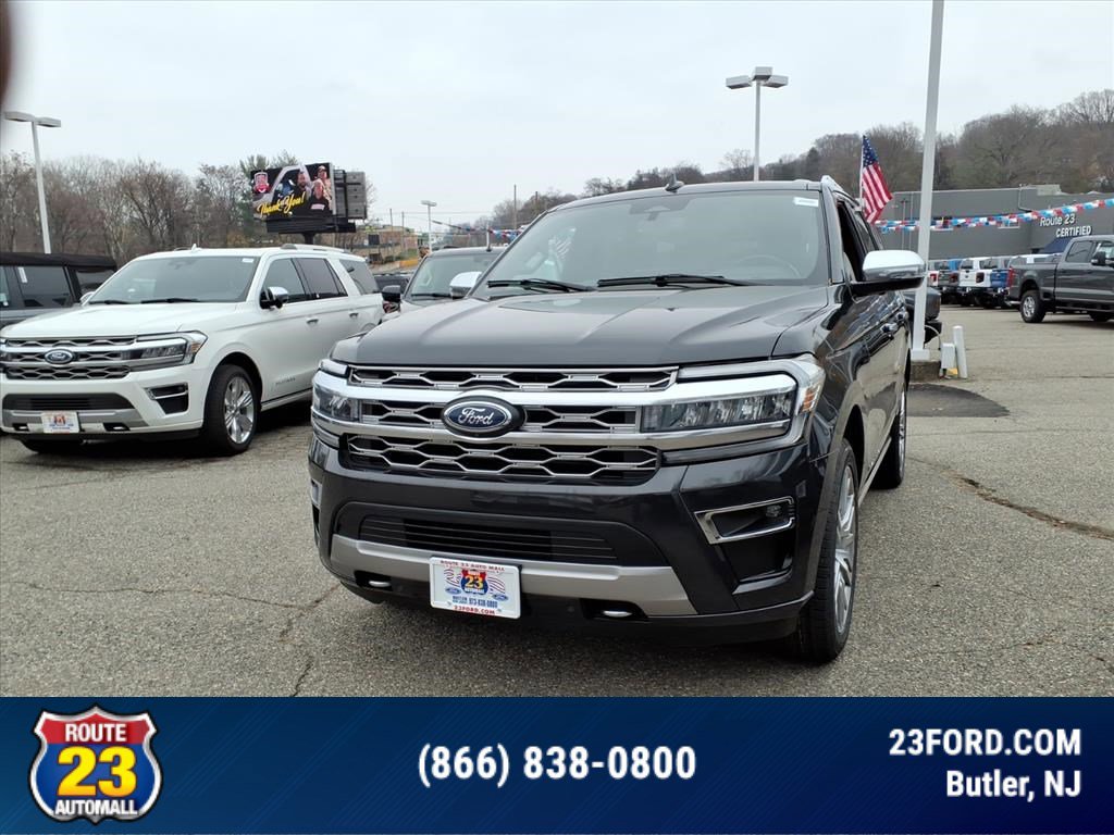 Certified 2023 Ford Expedition Platinum image 4