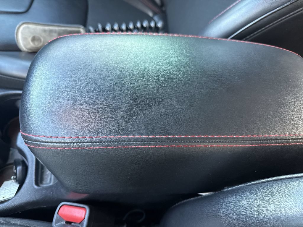 Used 2019 Jeep Cherokee Trailhawk w/ Comfort/Convenience Group AWD/4WD image 31