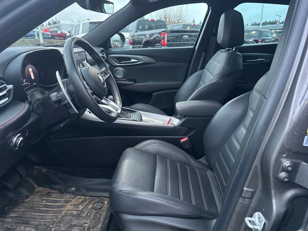 Used 2024 Dodge Hornet R/T Plus w/ Tech Pack Plus w/o Parking image 5