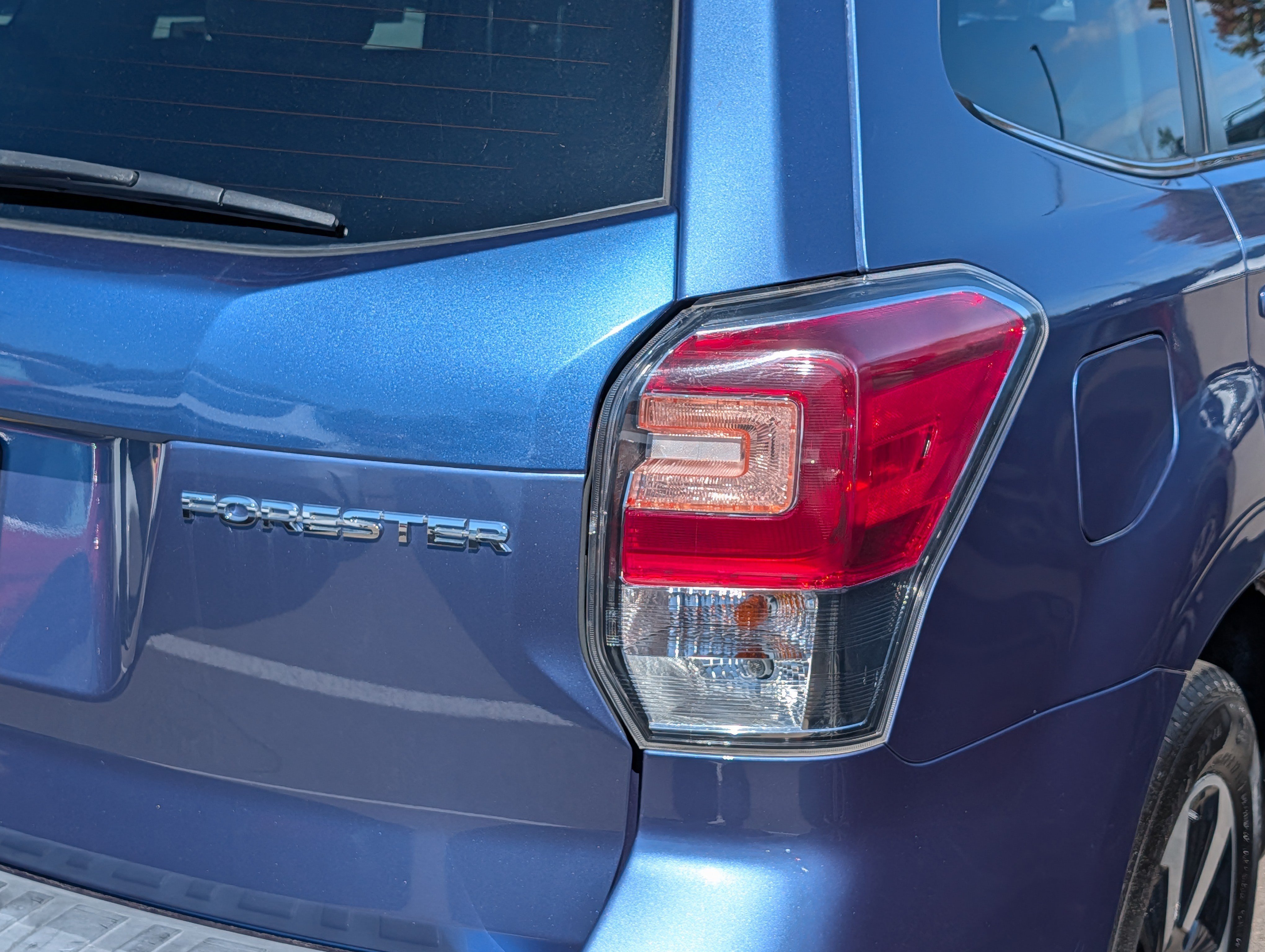 Used 2018 Subaru Forester 2.5i Limited AWD/4WD image 17