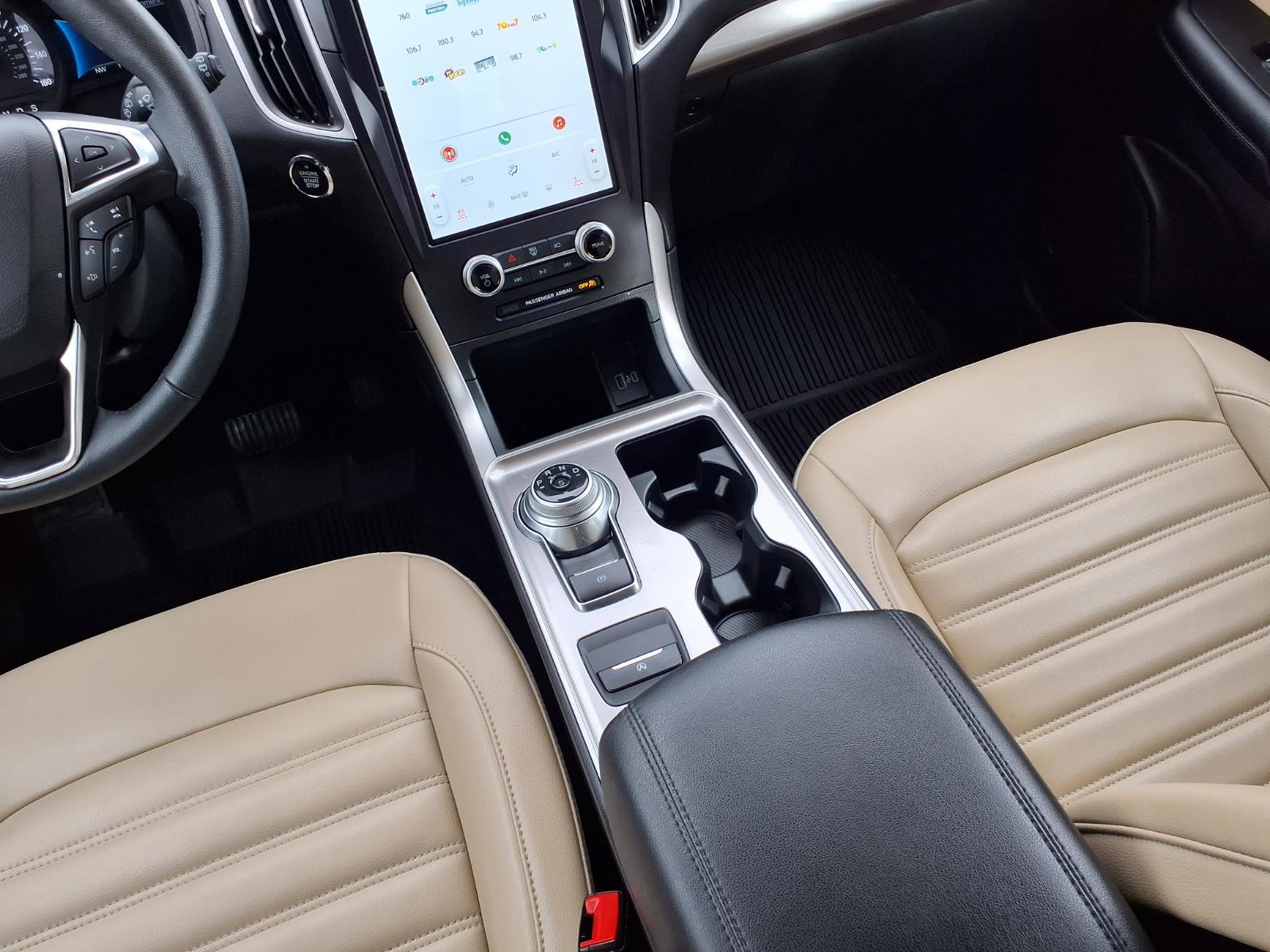 Certified 2024 Ford Edge SEL w/ Convenience Package image 10