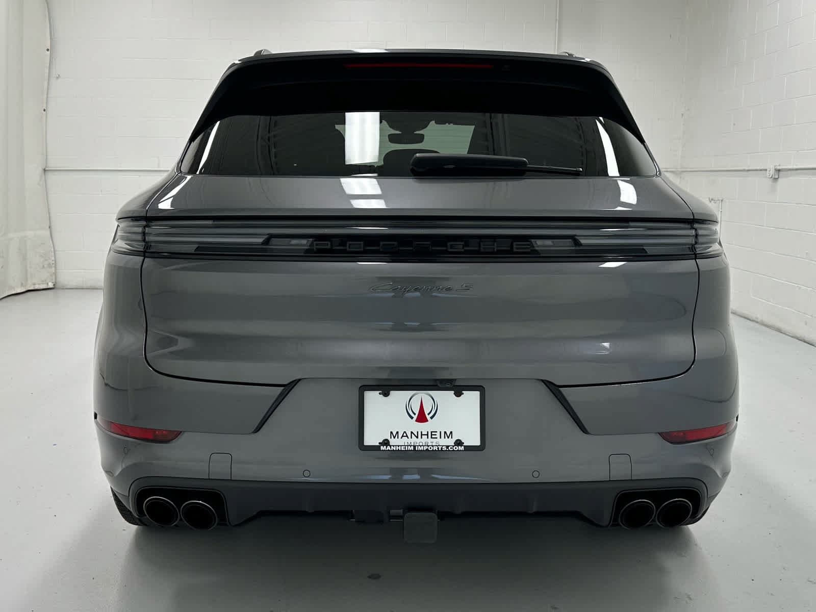 Used 2025 Porsche Cayenne S AWD/4WD image 7