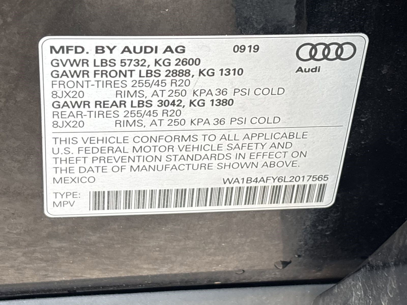 Used 2020 Audi SQ5 Premium Plus w/ Premium Plus Package image 18