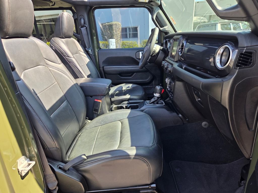 Certified 2023 Jeep Wrangler Unlimited Sahara AWD/4WD image 18