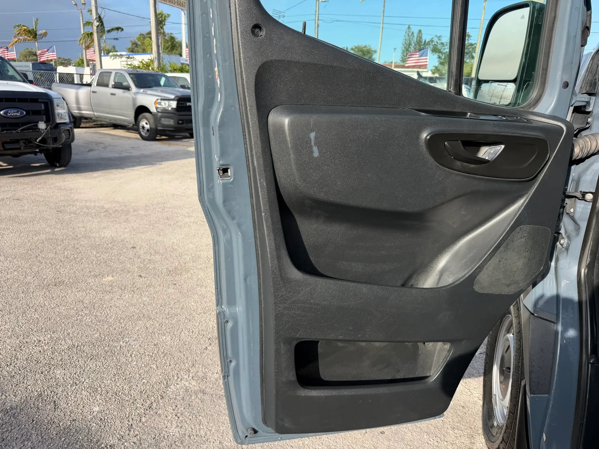 Used 2019 Mercedes-Benz Sprinter 170 image 12