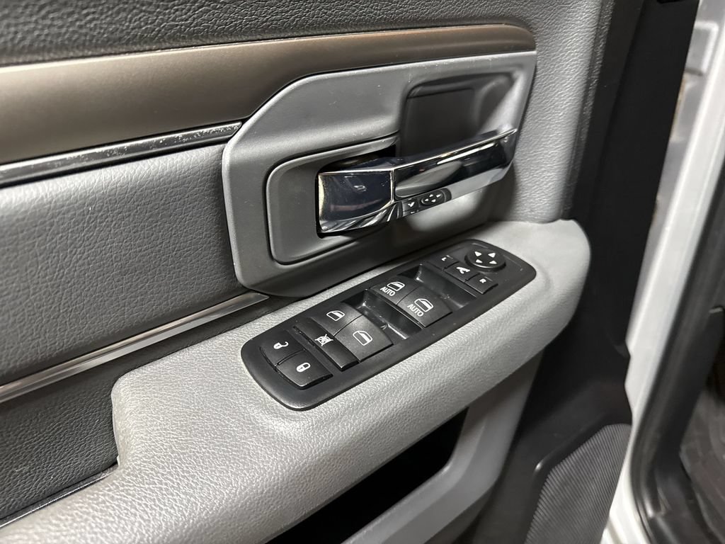 Used 2017 RAM 1500 Big Horn AWD/4WD image 21