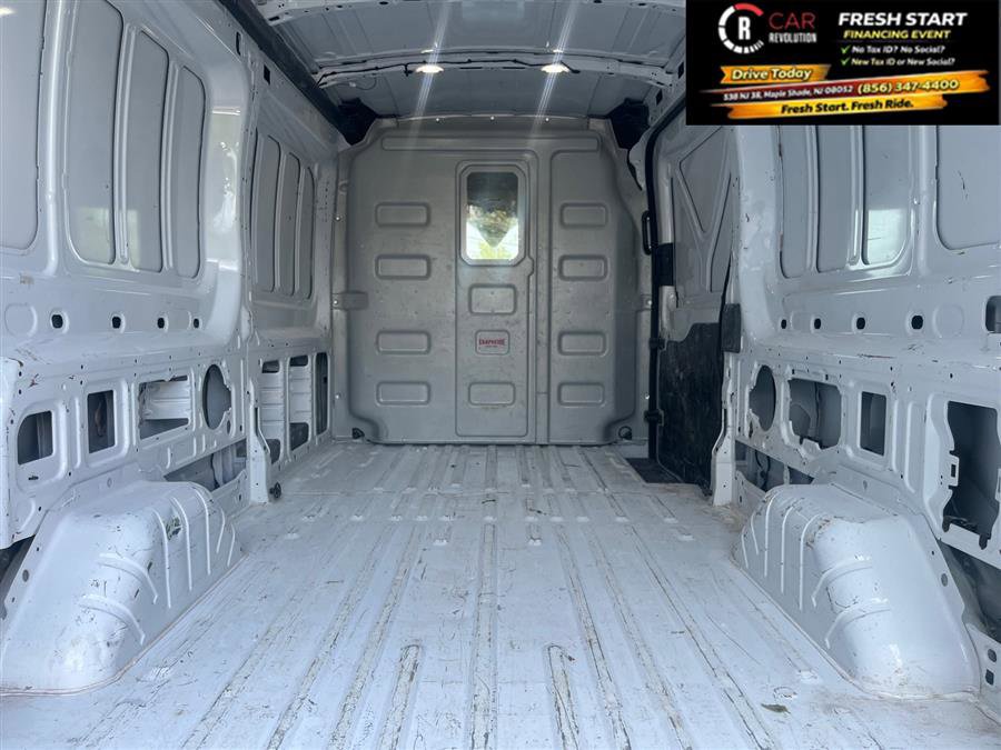 Used 2025 Ford Transit 250 148 Medium Roof RWD image 8