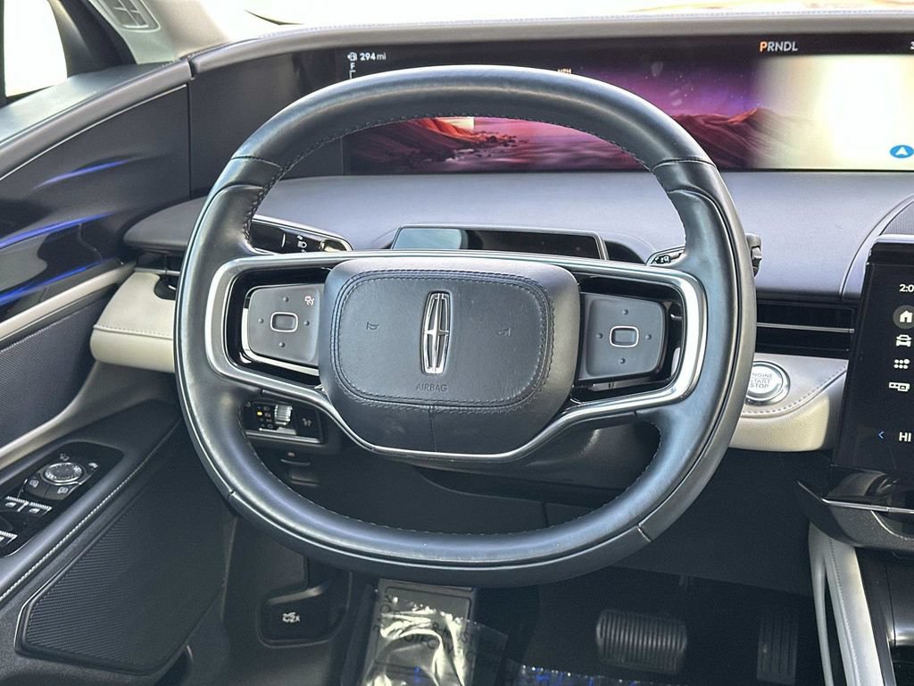 Used 2024 Lincoln Nautilus Reserve AWD/4WD image 16