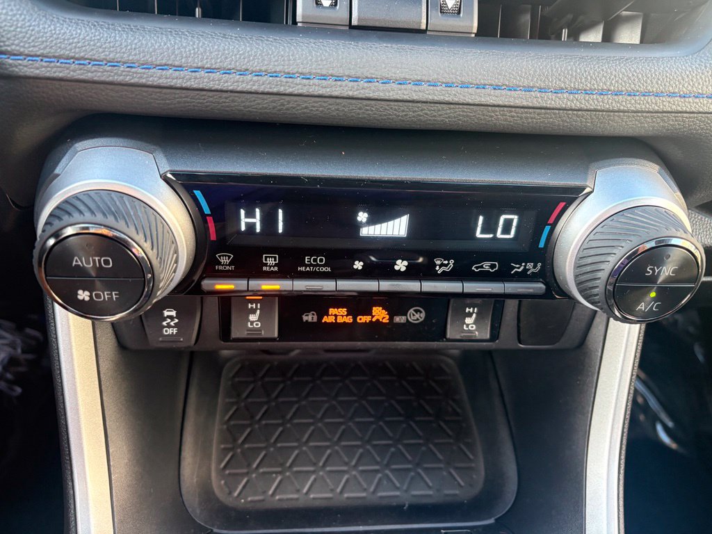Used 2024 Toyota RAV4 XSE w/ Weather Package AWD/4WD image 29