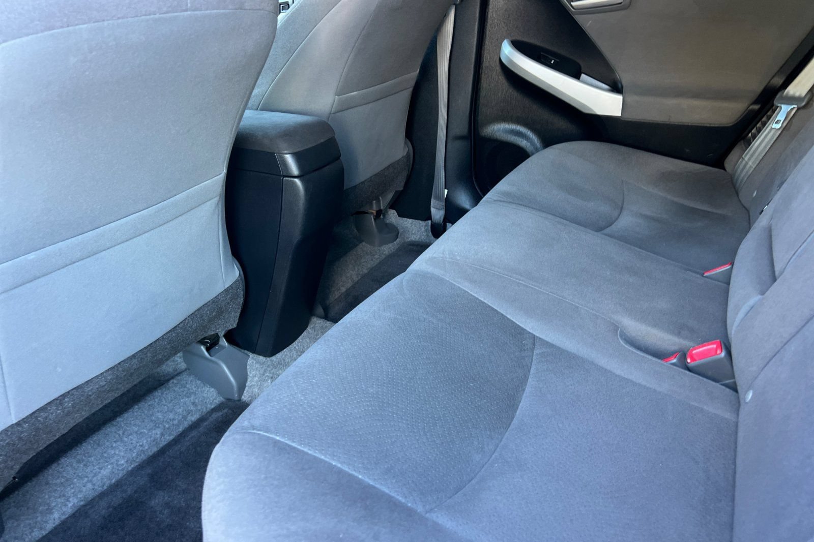 Used 2015 Toyota Prius Two FWD image 15