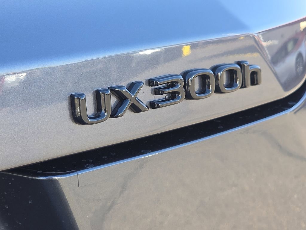 New 2026 Lexus UX 300h FWD image 11