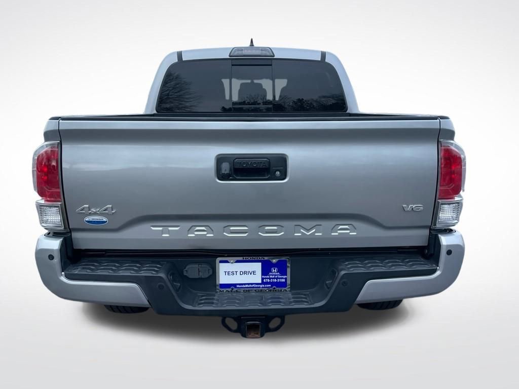 Used 2017 Toyota Tacoma Limited w/ Tow Package image 5