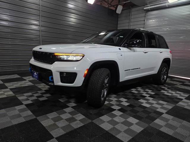 Used 2022 Jeep Grand Cherokee Trailhawk w/ Advanced Protech Group II image 44