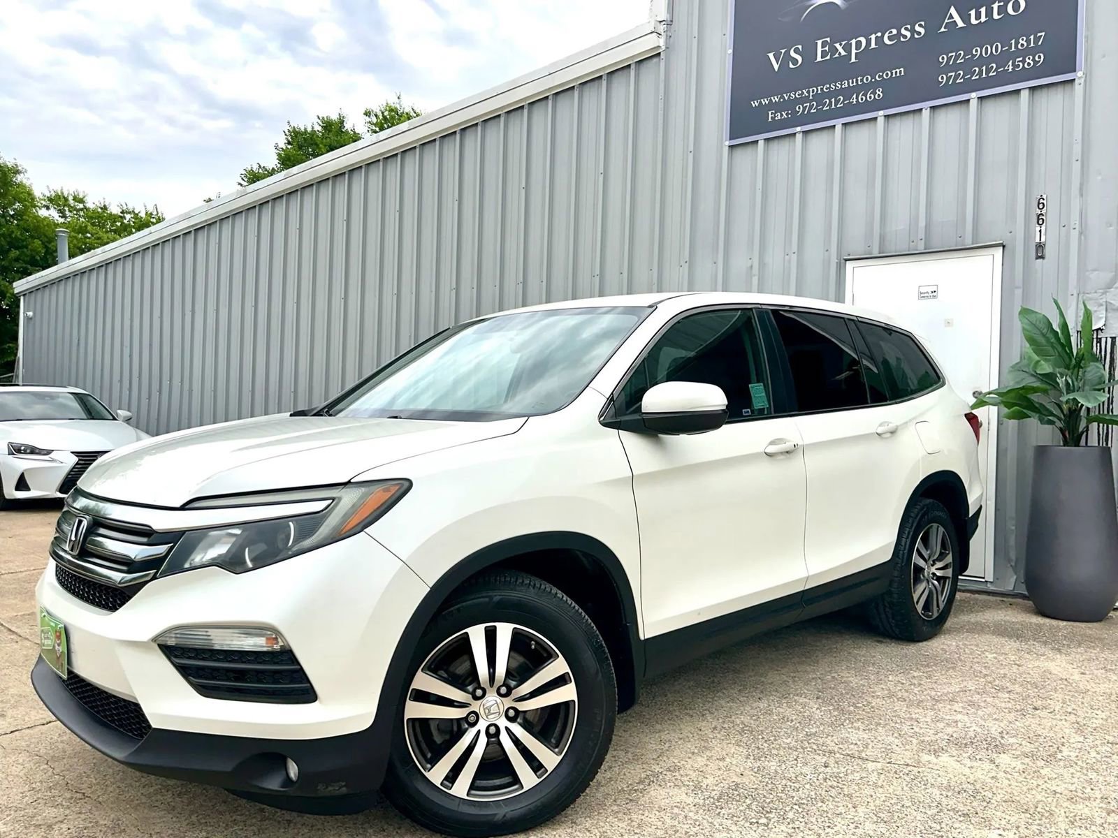 Used 2017 Honda Pilot EX