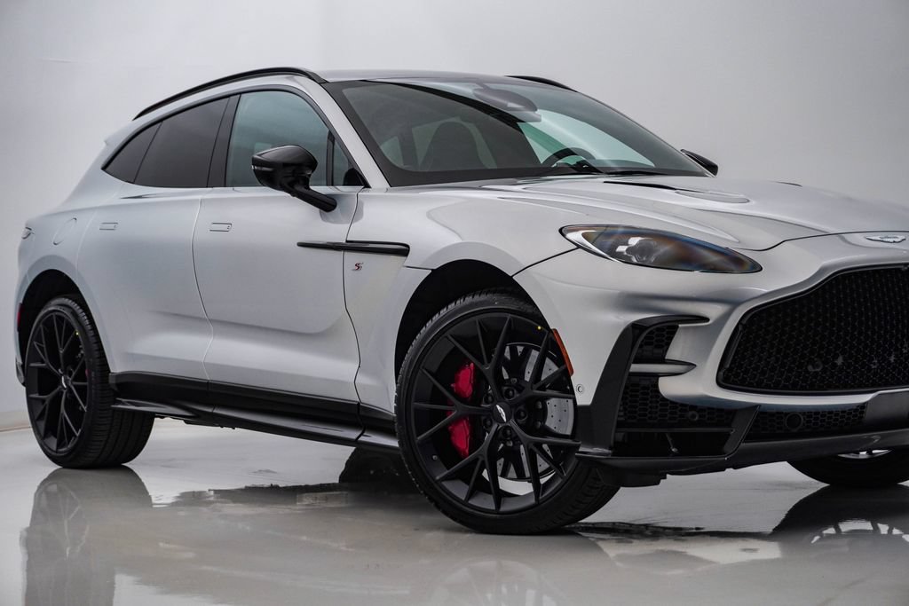 New 2026 Aston Martin DBX 707 AWD/4WD image 2