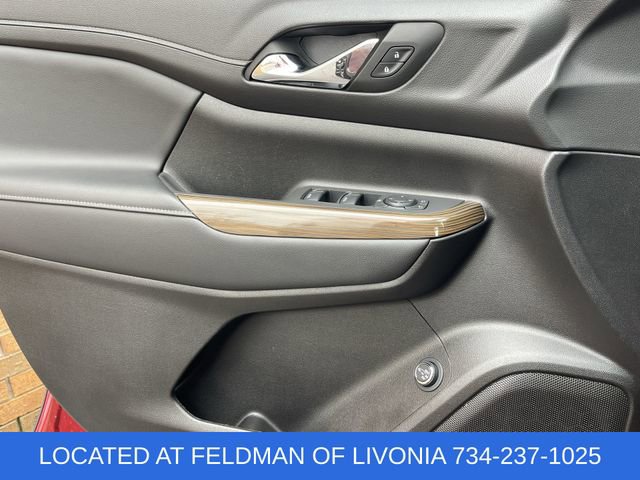 Certified 2023 GMC Acadia SLE w/ Driver Convenience Package image 21