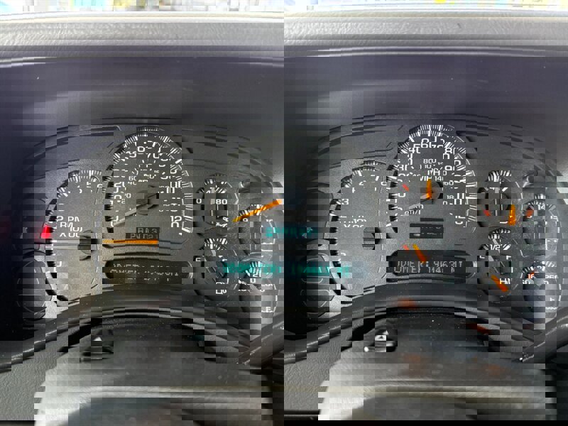 Used 2005 GMC Sierra 1500 SLE w/ Light Duty Power Package image 28