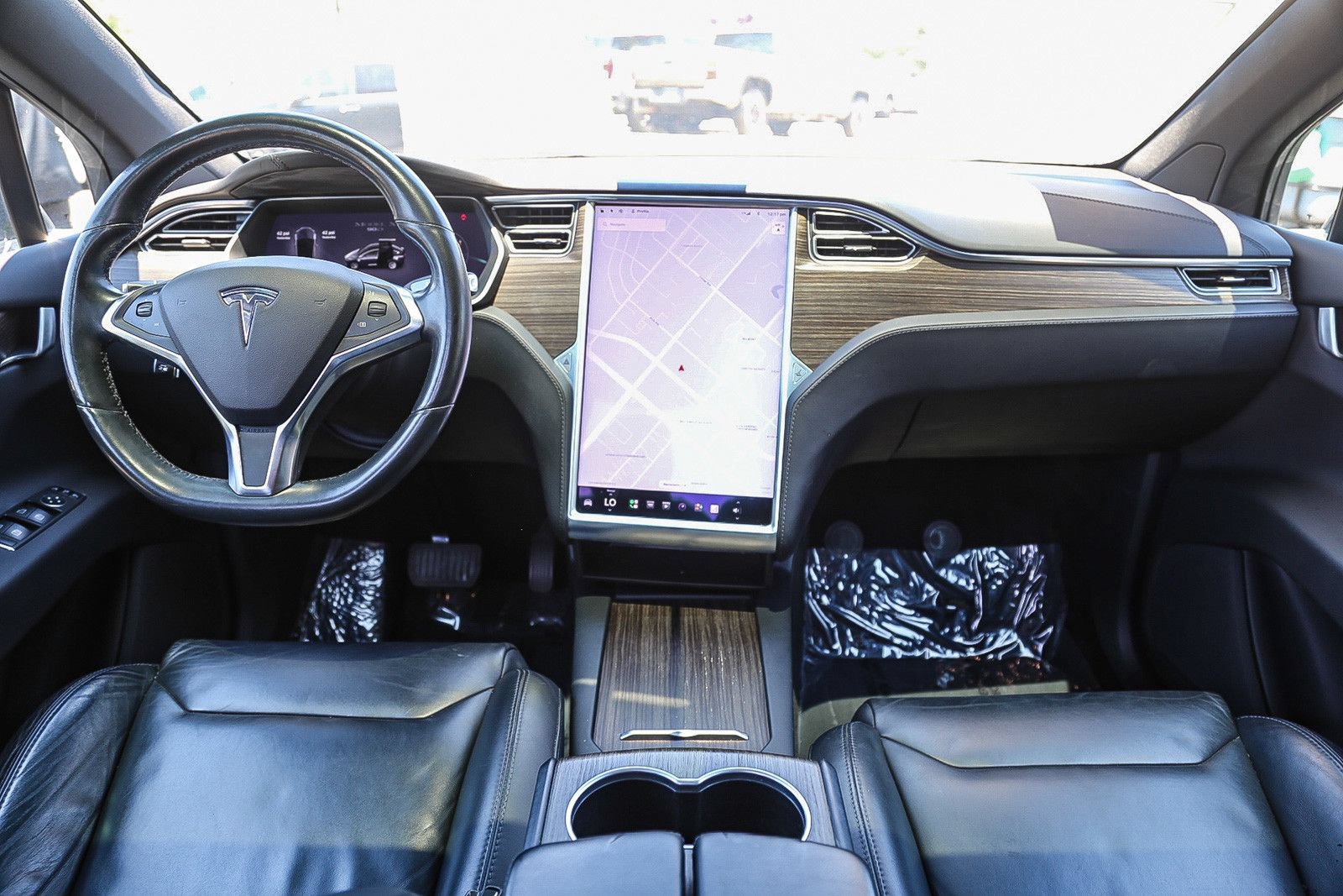 Used 2016 Tesla Model X 90D AWD/4WD image 10