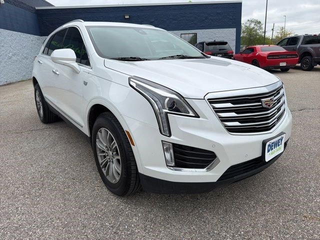 Used 2017 Cadillac XT5 Luxury w/ Driver Awareness Package AWD/4WD image 7