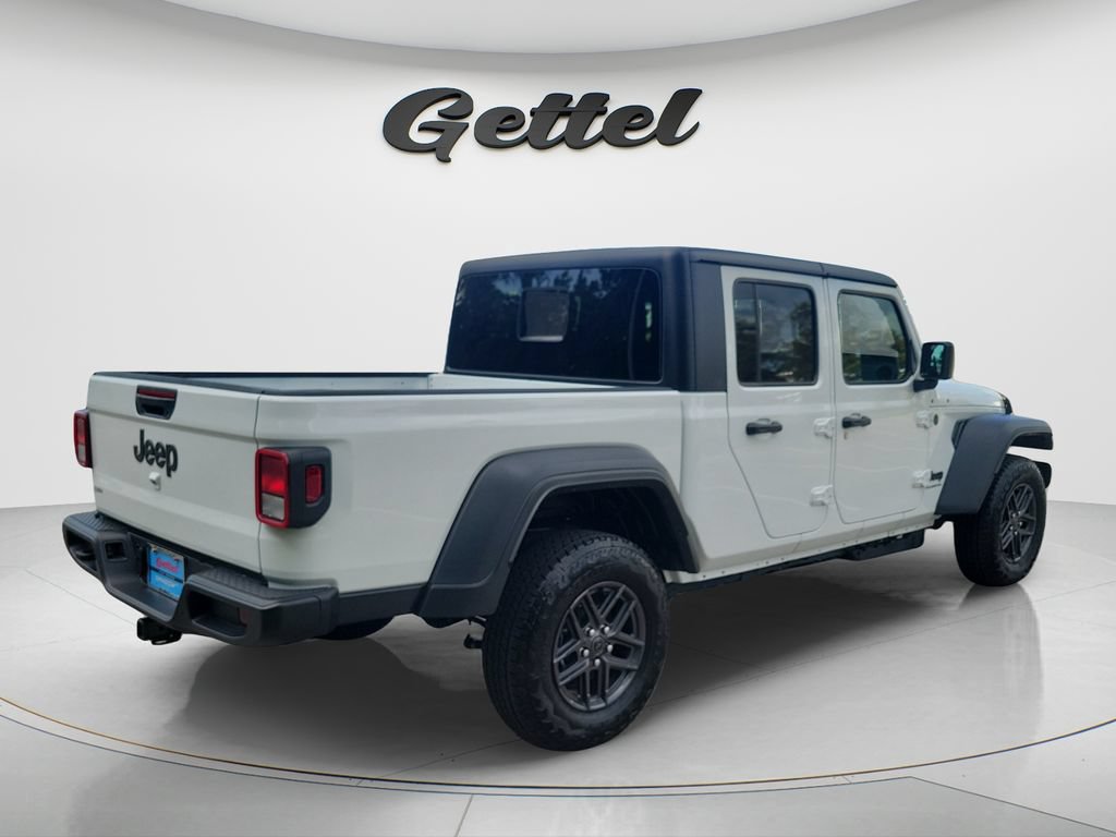 Used 2026 Jeep Gladiator Sport AWD/4WD image 5