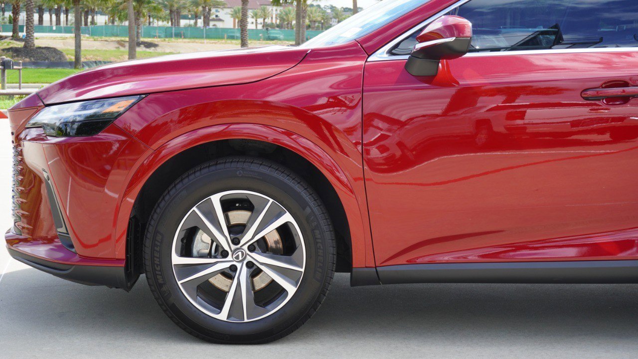 Used 2023 Lexus RX 350 Premium w/ Cold Area Package FWD image 11