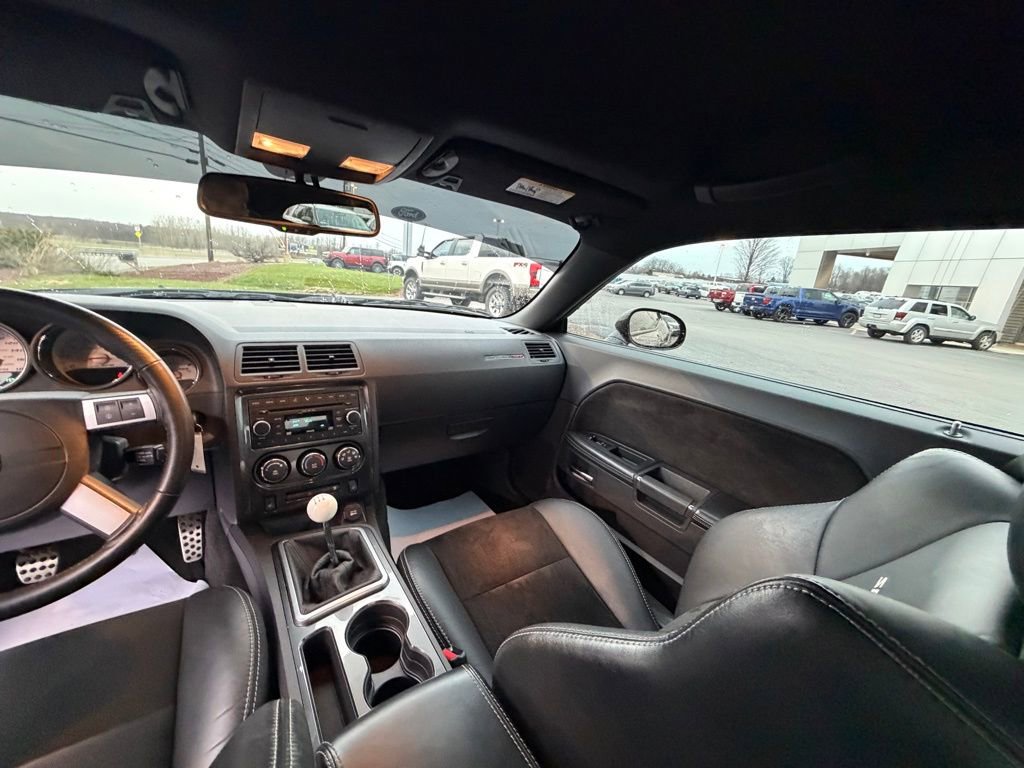 Used 2009 Dodge Challenger SRT8 w/ SRT Option Group II image 13