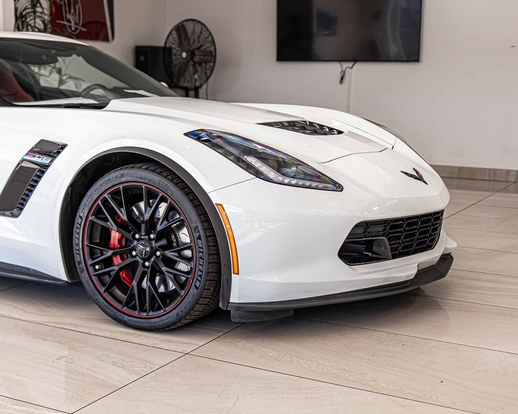Used 2019 Chevrolet Corvette Z06 w/ Battery Protection Package image 3