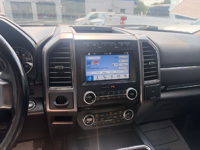 Used 2018 Ford Expedition Platinum AWD/4WD image 17