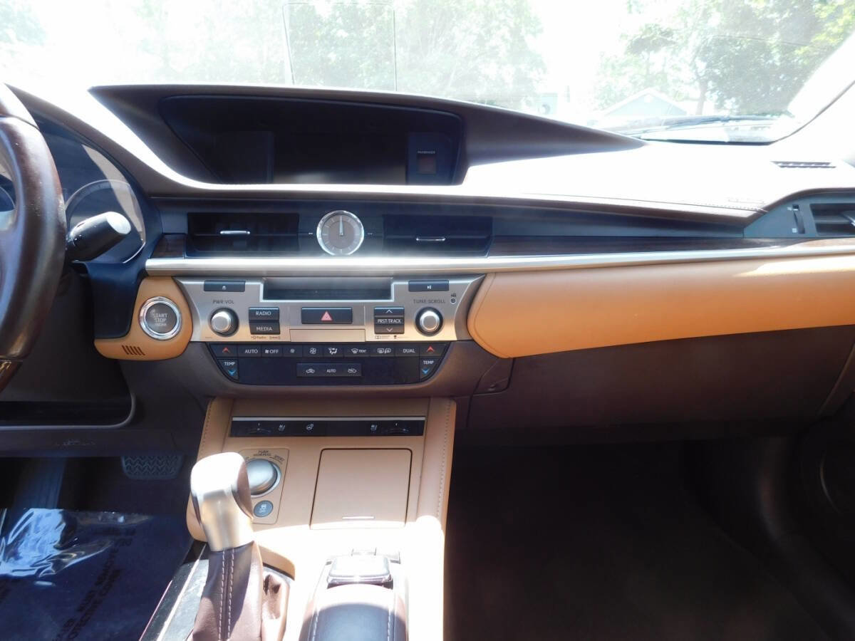 Used 2016 Lexus ES 350 image 7